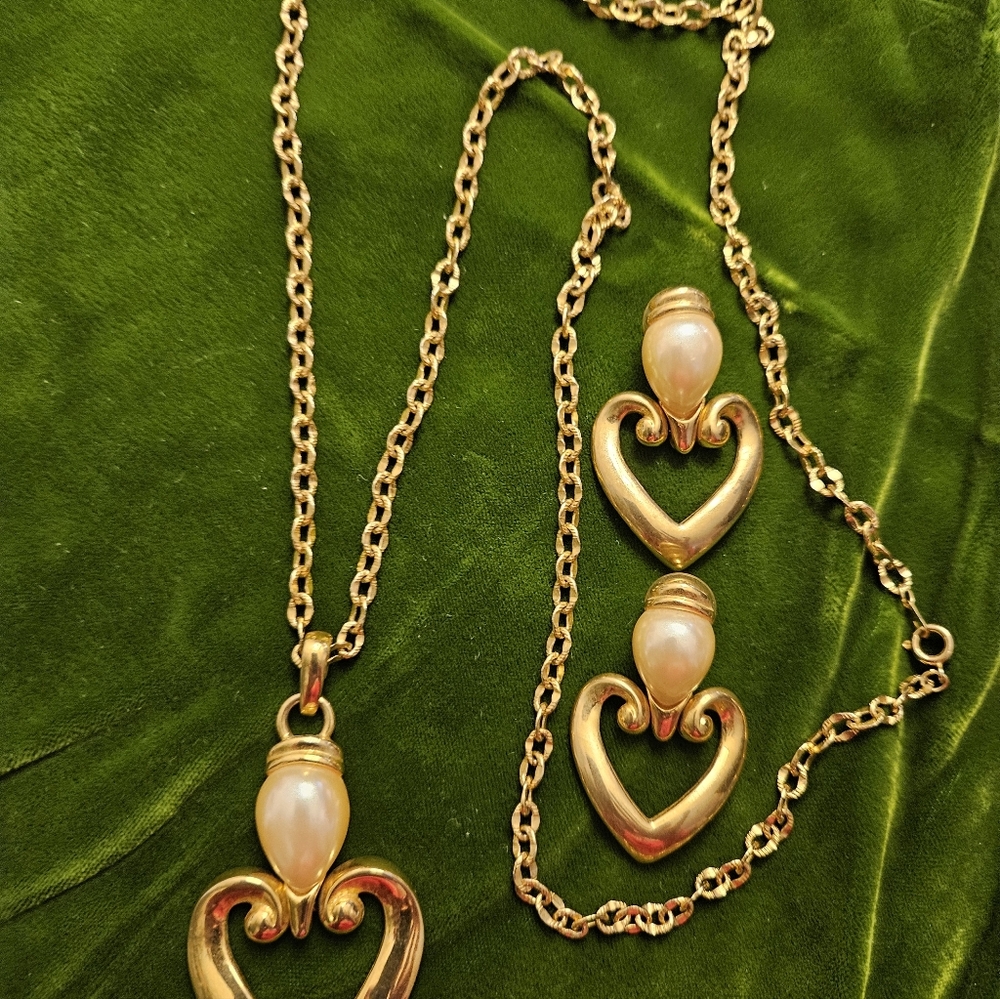 Vintage Premier Designs Gold-tone Heart Pearl Pendant 29" Necklace Earrings Set - Picture 6 of 6